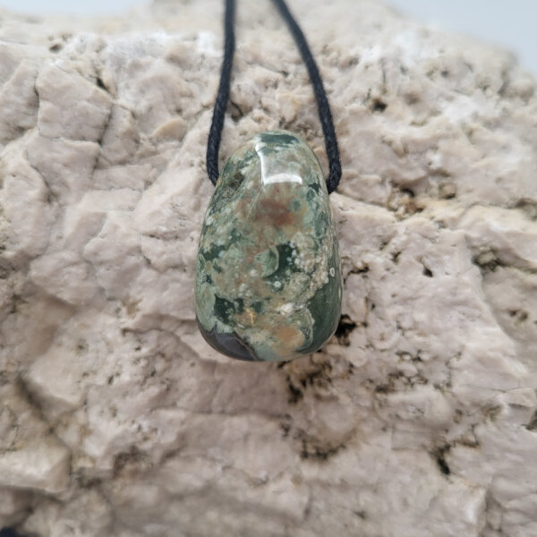 Rhyolith Anhänger gebohrt