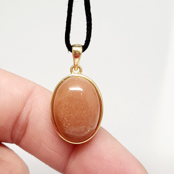 Mondstein Orange Oval Anhänger 925er Silber vergoldet