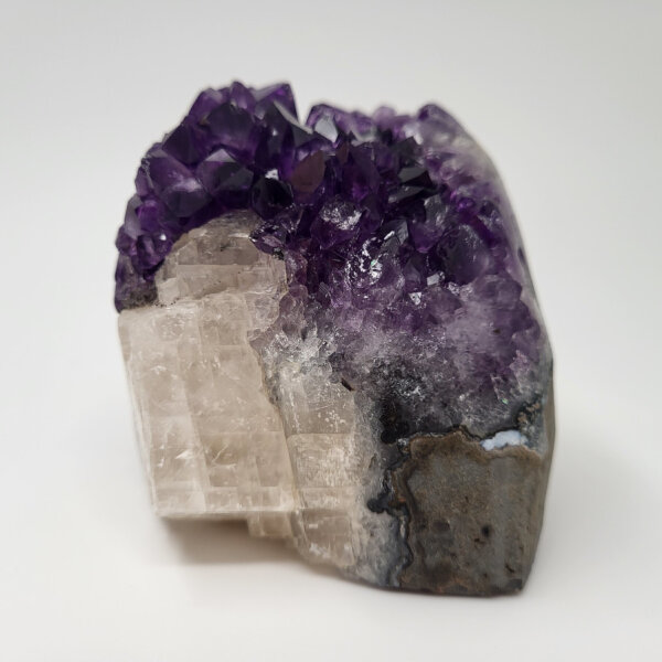 Amethyst Druse tief lila mit Calcite Kristall, 800g, 8x8x7cm (8)