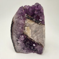 Amethyst Druse mit Calcite Kristall und Goethit, 1650g,...