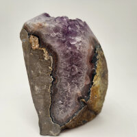 Amethyst Druse mit Calcite Kristall und Goethit, 1650g, 13x10x9cm (32)