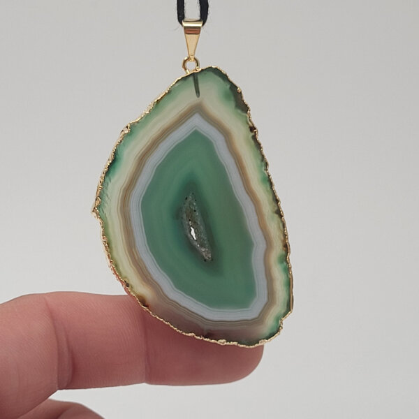 Achat Scheiben Anhänger grün gefärbt vergoldet 0,3 µm