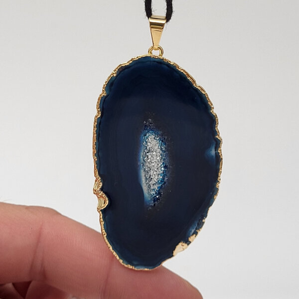 Achat Scheiben Anhänger blau gefärbt vergoldet 0,3 µm