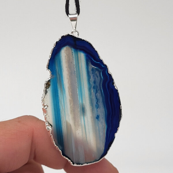 Achat Scheiben Anhänger blau gefärbt versilbert 0,3 µm