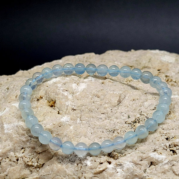 Aquamarin Armband rund 6mm
