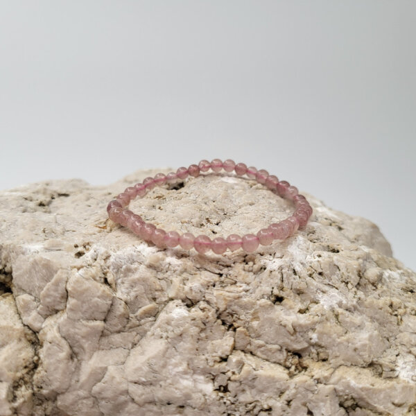 Erdbeerquarz natur Armband rund 4mm
