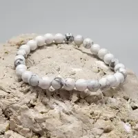 Howlith weiß Armband rund