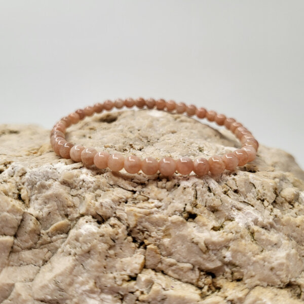 Mondstein orange Armband rund 4mm
