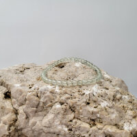 Prehnit "scharze Härchen" Armband rund 4mm
