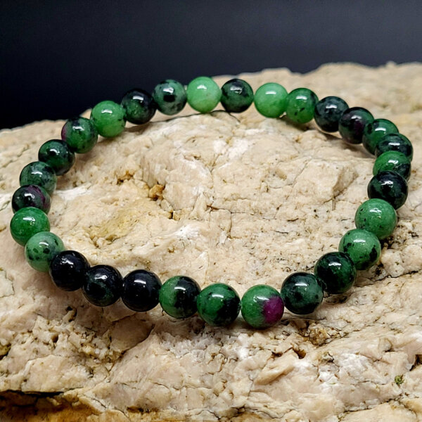 Rubin in Zoisit Armband rund 6mm